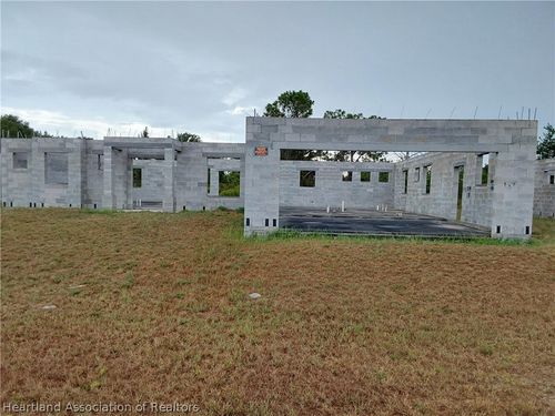11-641 Corsica Avenue Ne, LAKE PLACID, FL, 33852 | Card Image