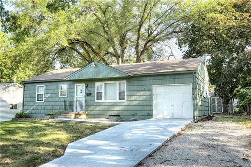 8804 E 59th Ter, Raytown, MO, 64133-3785 | Card Image