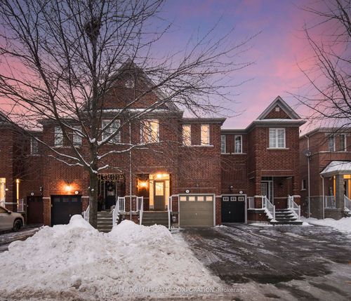 24 Gosnel Circle, Bradford West Gwillimbury, ON, L3Z0G4 | Card Image