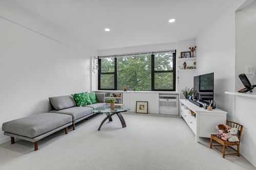 apt-2o-15 Hill Park Ave, Great Neck, NY, 11021-3709 | Card Image