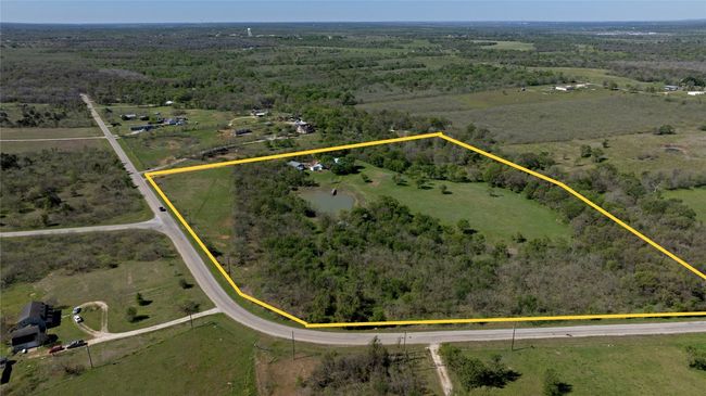 Yellow lot lines are approximate. | Image 8