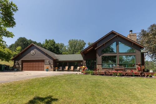 175 6th Ln Ne, Oronoco, MN, 55960-1903 | Card Image