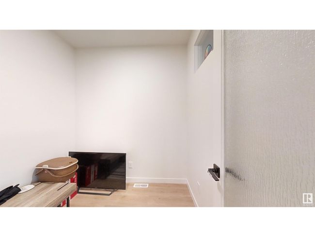 9468 Pear Cres Sw, House other with 3 bedrooms, 3 bathrooms and null parking in Edmonton AB | Image 19