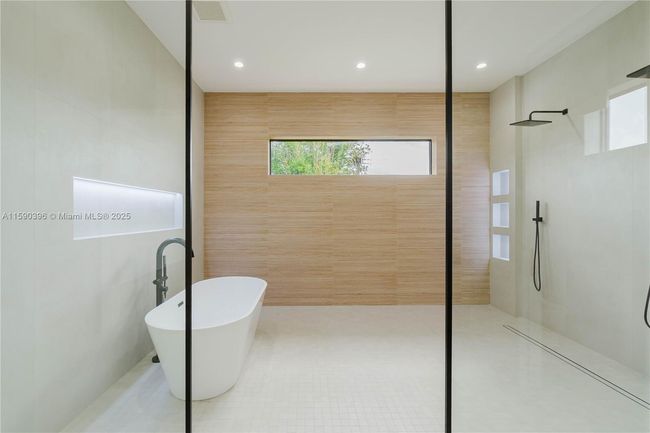 549 East Dr, House other with 4 bedrooms, 4 bathrooms and null parking in Miami Springs FL | Image 32