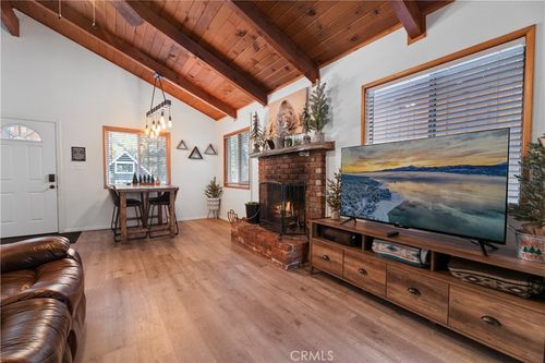 42581 Willow, Big Bear Lake, CA, 92315 | Card Image