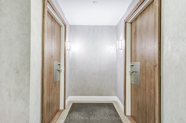 305 - 1215 Bayly St, Condo with 2 bedrooms, 1 bathrooms and null parking in Pickering ON | Image 8