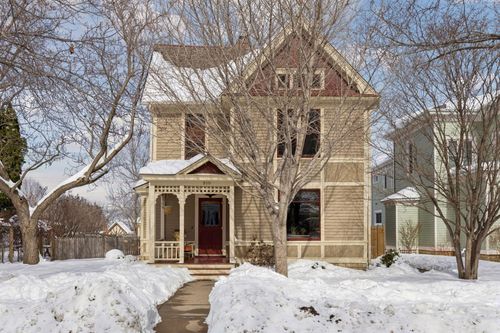 910 W 4th St, Red Wing, MN, 55066-2418 | Card Image