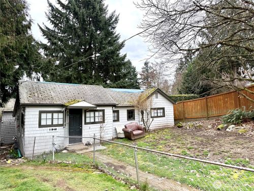 11040 11th Ave Sw, Seattle, WA, 98146-2119 | Card Image