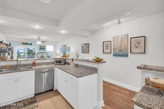 UNIT-2102 - 2100 Marsh Grove Ln, Condo with 2 bedrooms, 2 bathrooms and 2 parking in Southport NC | Image 15