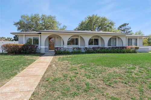 8200 Fraim Ct, Orlando, FL, 32825-8230 | Card Image