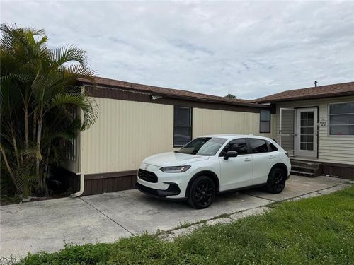 130 Lantern Pl, NORTH FORT MYERS, FL, 33917-6514 | Card Image