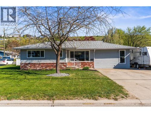 1313 43 St, Vernon, BC, V1T7R7 | Card Image