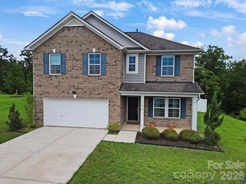 7078 Founders Way, Harrisburg, NC, 28075-9441 | Card Image