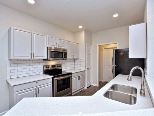 apt-a-21511 Pershing Ave, Lago Vista, TX, 78645-6727 | Card Image