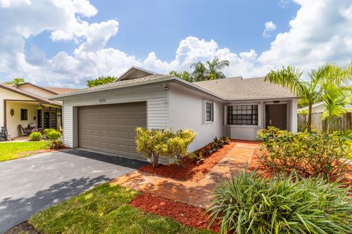 8210 Sw 41st St, Davie, FL, 33328-2937 | Card Image
