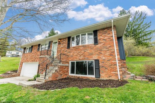 769 Augusta Avenue, Morgantown, WV, 26501 | Card Image