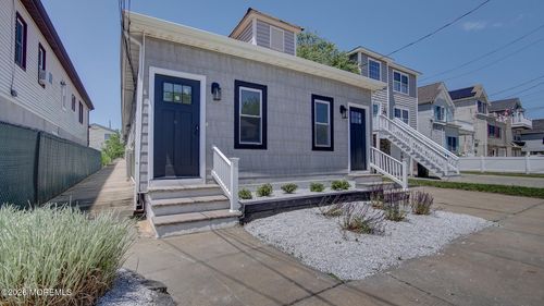 units-a-and-b-2-units-19 Bayview Avenue, Keansburg, NJ, 07734 | Card Image