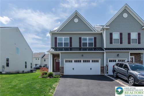 3973 Mink Rd, Emmaus, PA, 18049-5207 | Card Image