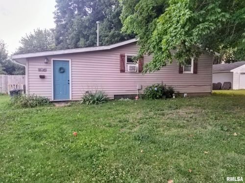 106 W Illinois St, Dunfermline, IL, 61524 | Card Image
