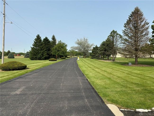 3155 S State Route 48, House other with 4 bedrooms, 3 bathrooms and null parking in Ludlow Falls OH | Image 10