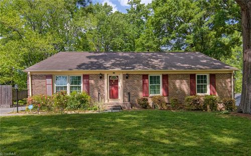 102 Capistrano Dr, Winston-Salem, NC, 27103-5332 | Card Image