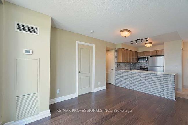 1203 - 2121 Lake Shore Blvd W, Condo with 1 bedrooms, 1 bathrooms and null parking in Etobicoke ON | Image 8