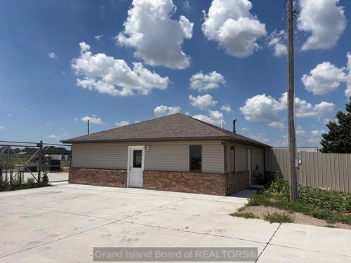 1025 E Airport Road, Grand Island, NE, 68801 | Card Image