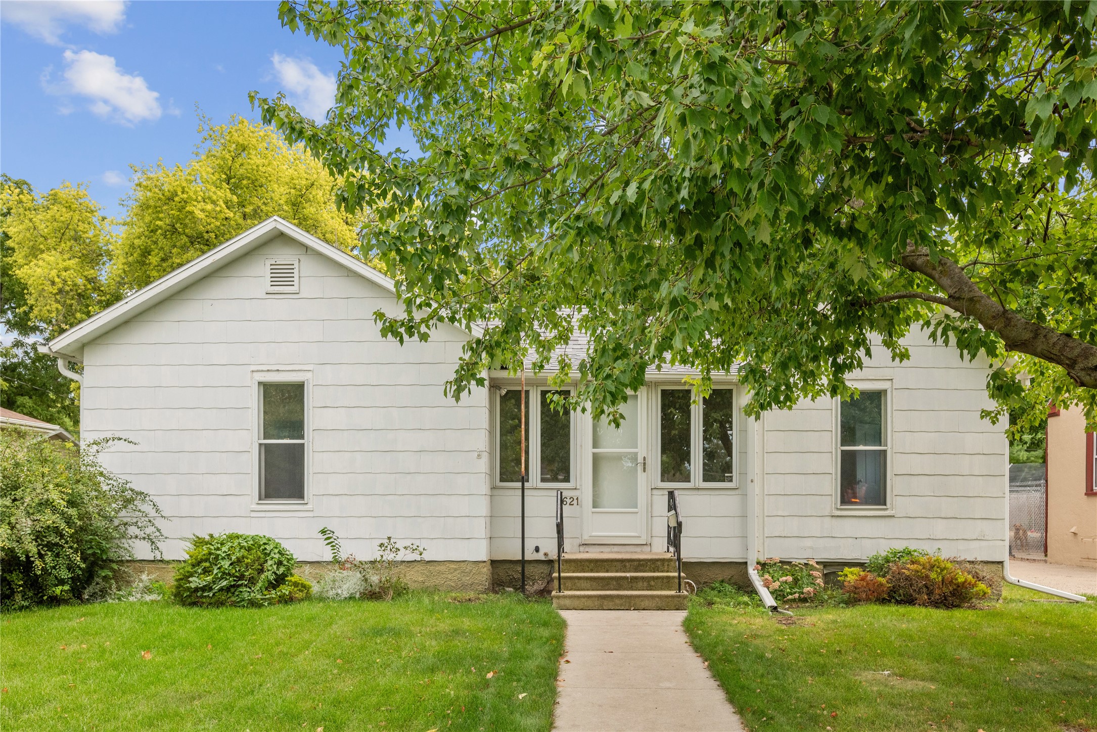 10th St, Nevada, IA 50201