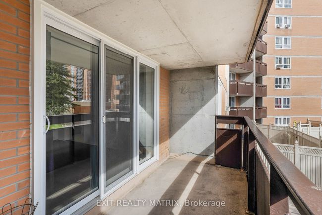 217 - 2000 Jasmine Cres, Condo with 2 bedrooms, 1 bathrooms and 1 parking in Gloucester ON | Image 24