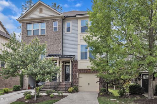 218 Irving Way, Durham, NC, 27703-7732 | Card Image