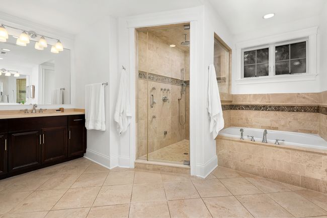 APT-1 - 1870 N Sheffield Ave, Condo with 4 bedrooms, 3 bathrooms and 1 parking in CHICAGO IL | Image 12