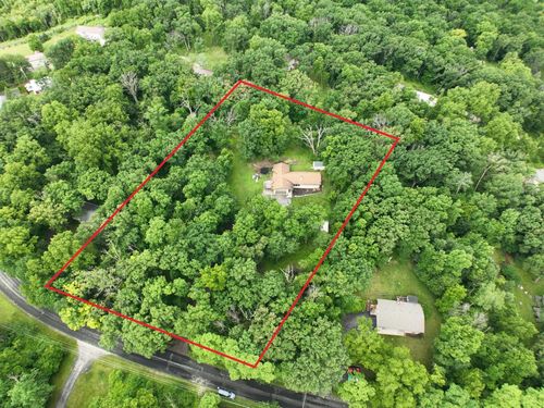 N6089 Lyons Road, Spring Prairie, WI, 53105 | Card Image