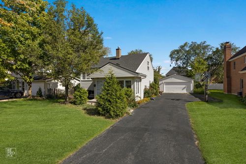 441 West Ave, Elmhurst, IL, 60126-3705 | Card Image