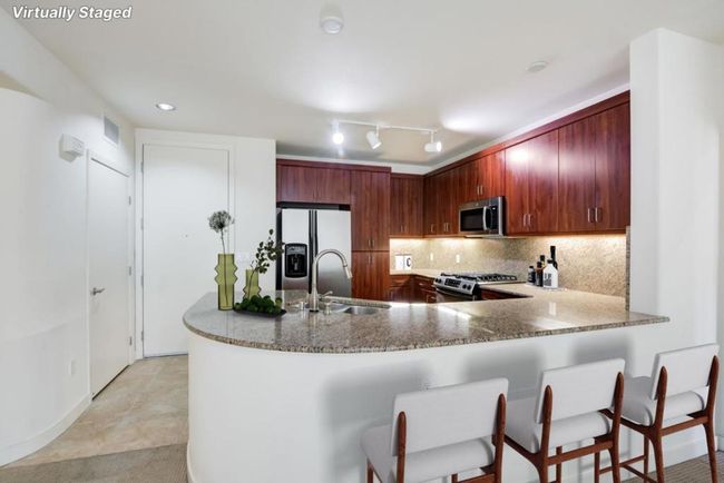 APT-420 - 5501 De Marcus Blvd, Condo with 3 bedrooms, 2 bathrooms and 2 parking in Dublin CA | Image 5
