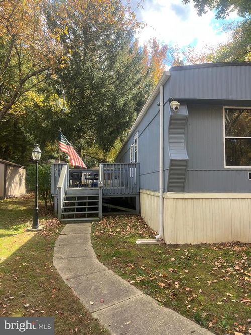 21-21 Holly Hill Dr, SMYRNA, DE, 19977-2704 | Card Image