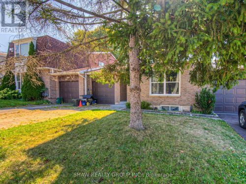 61 Hillbrook Cres, Kitchener, ON, N2N1J4 | Card Image