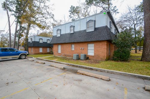 apt-5-1305 Adams St, Conroe, TX, 77301-1702 | Card Image