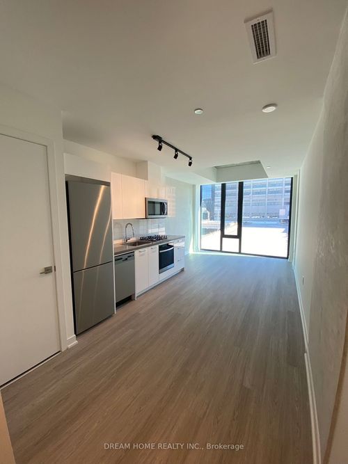 707-195 Mccaul St, Toronto, ON, M5T1W6 | Card Image