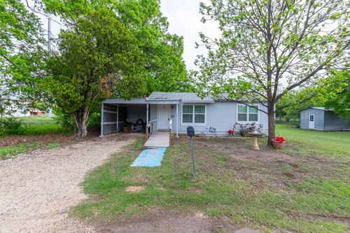 810 State Street, Winters, TX, 79567 | Card Image