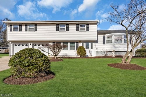 1463 Pawnee Rd, North Brunswick, NJ, 08902-1419 | Card Image