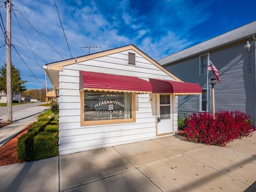 111 W Columbus St, Pleasantville, OH, 43148 | Card Image