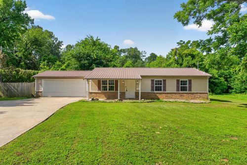228 Cambridge Ln, Longview, TX, 75601-5101 | Card Image