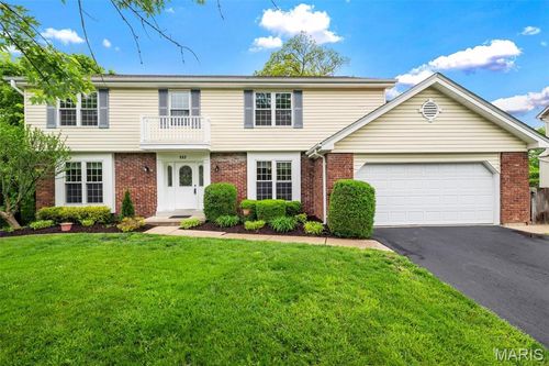 157 Spring Leigh Court, Ballwin, MO, 63011 | Card Image