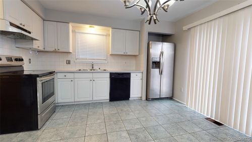 46800 Tilch Rd, Macomb, MI, 48044-4725 | Card Image