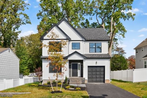 128 Trento St, Iselin, NJ, 08830-1465 | Card Image