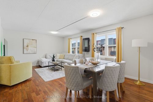 214-580 Mary St E, Whitby, ON, L1N2R3 | Card Image