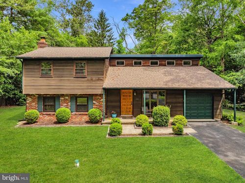46 Grassy Lake Rd, SHAMONG, NJ, 08088-8935 | Card Image