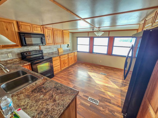 Kitchen | Image 7