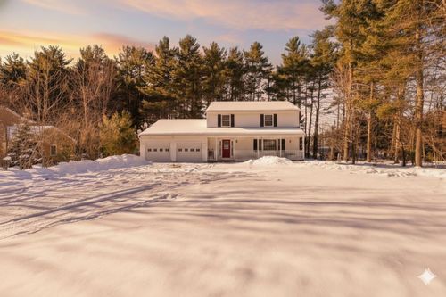 240 N Brownell Rd, Williston, VT, 05495-7503 | Card Image