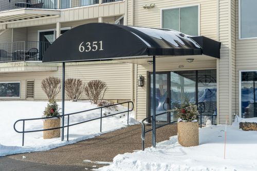 apt-143-6351 Saint Croix Trl N, Stillwater, MN, 55082-6974 | Card Image